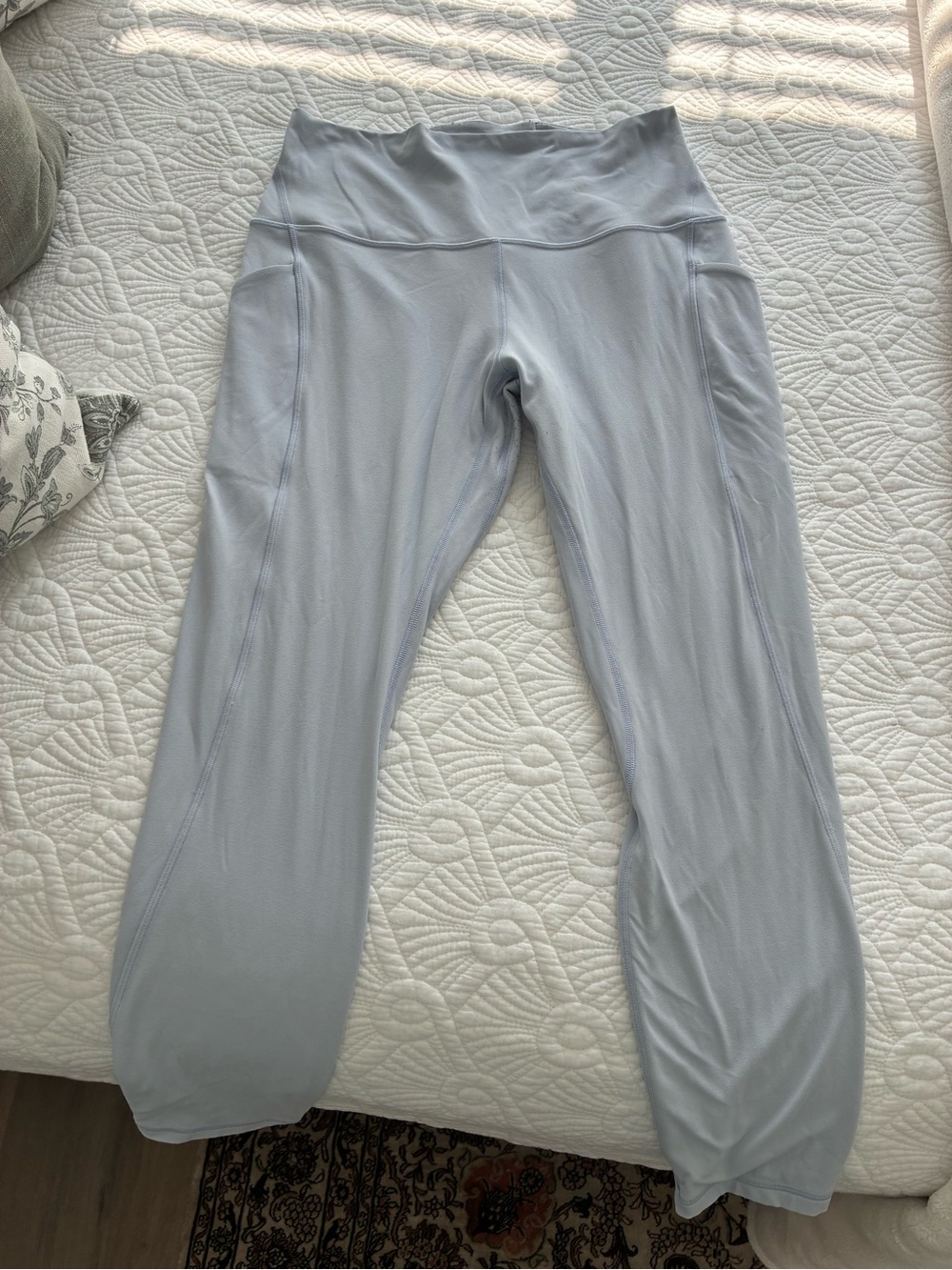 Lululemon Light Blue High-Waisted Active Leggings with Pockets